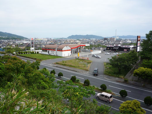 宮原遺跡から海を望む